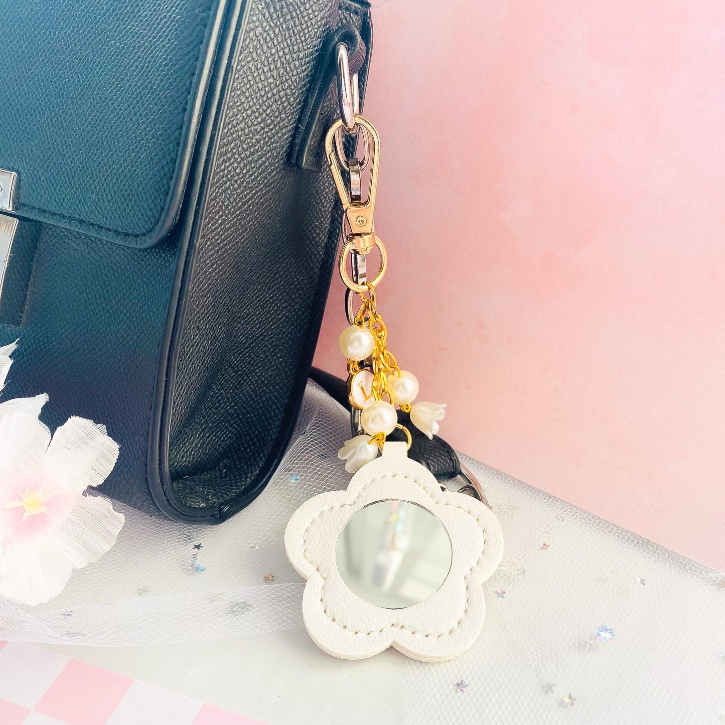 Chunky Sakura Bead Bag Charm Keychain, Floral Wrist Lanyard, Beaded Cherry Blossom Charm Strap Wristlet, Kawaii Bag Phone Key Accessory