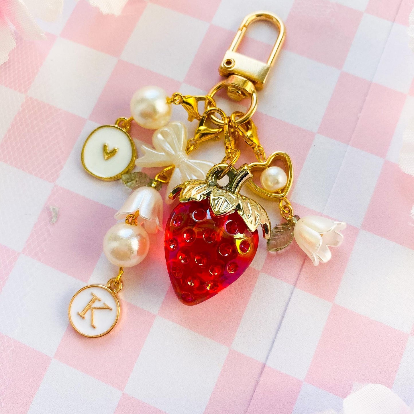 Chunky Sakura Bead Bag Charm Keychain, Floral Wrist Lanyard, Beaded Cherry Blossom Charm Strap Wristlet, Kawaii Bag Phone Key Accessory