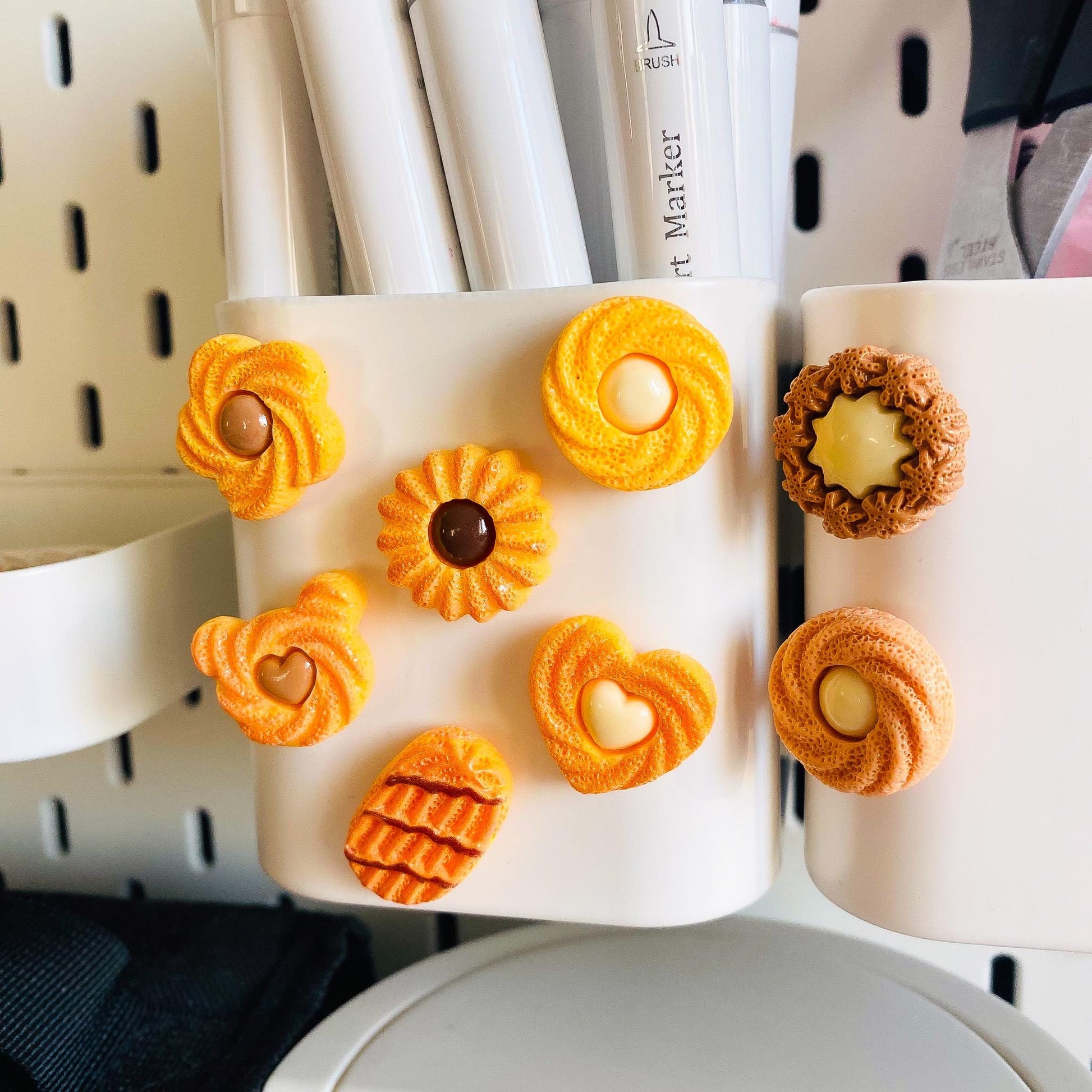 Danish Sugar Cookies Fridge Magnets, Cute Royal Danish Butter Cookies Resin Decor Magnets, Kawaii Clay Food Magnet, 8 PCS Gift Set